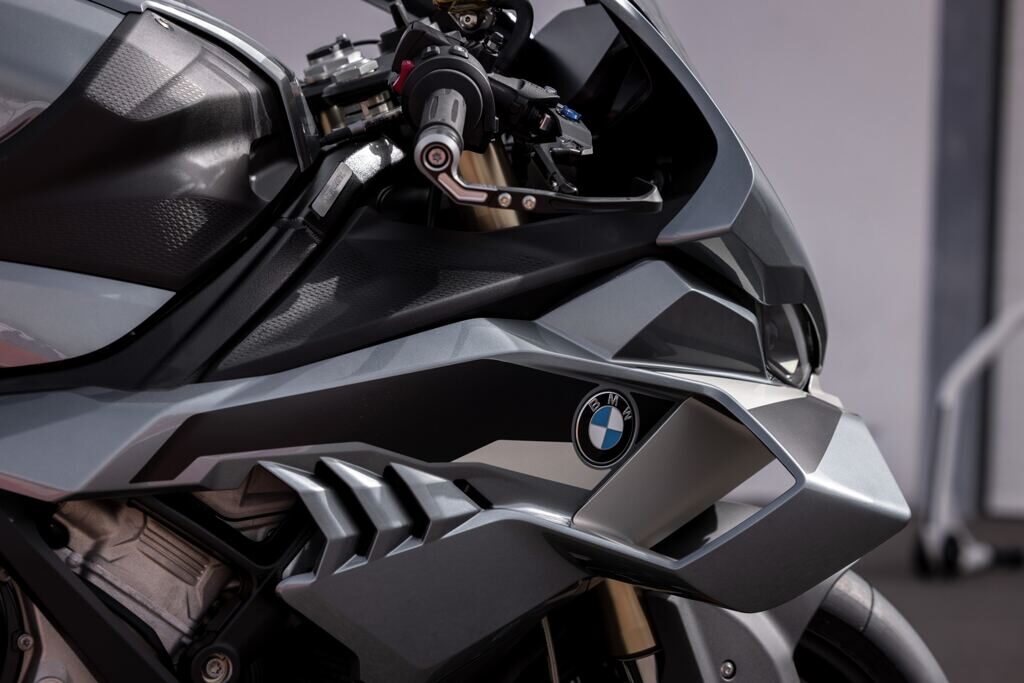 Doppel R BMW M 1000 RR, S 1000 RR, BMW M 1000 R und S 1000 R